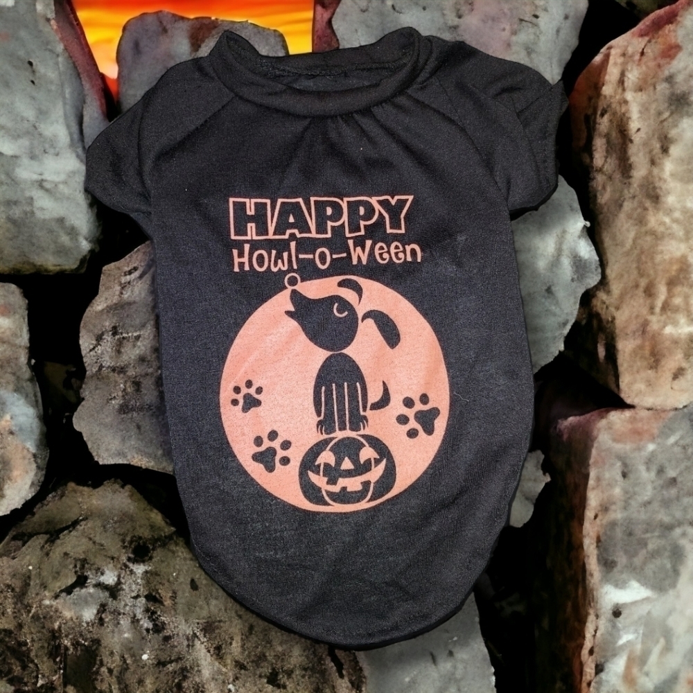 Nwot Medium Pet Tee